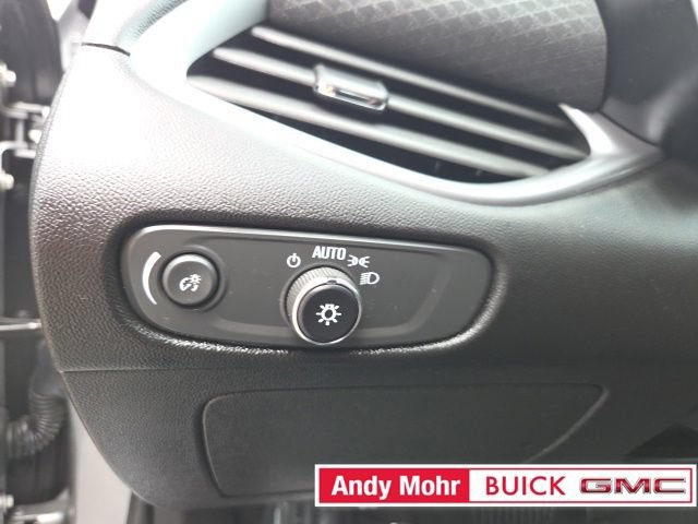 Used 2025 Chevrolet Malibu RS FWD image 31