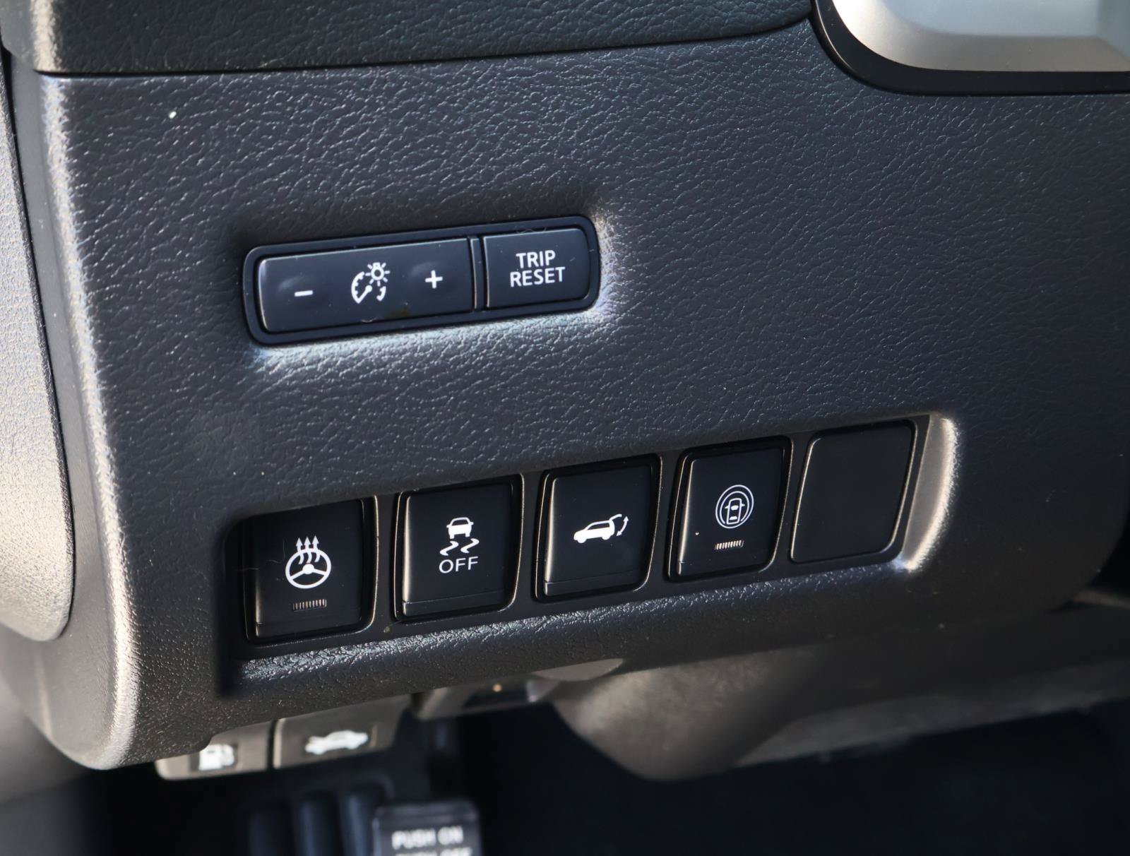 Used 2024 Nissan Murano SL FWD image 23