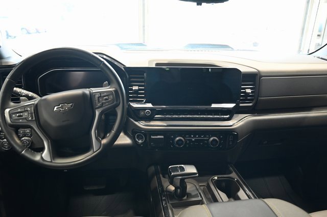 Used 2024 Chevrolet Silverado 1500 ZR2 w/ Technology Package image 12