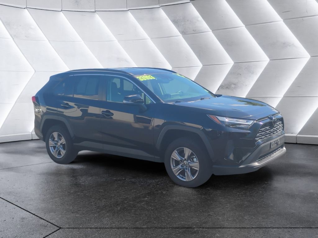 Used 2024 Toyota RAV4 XLE image 1