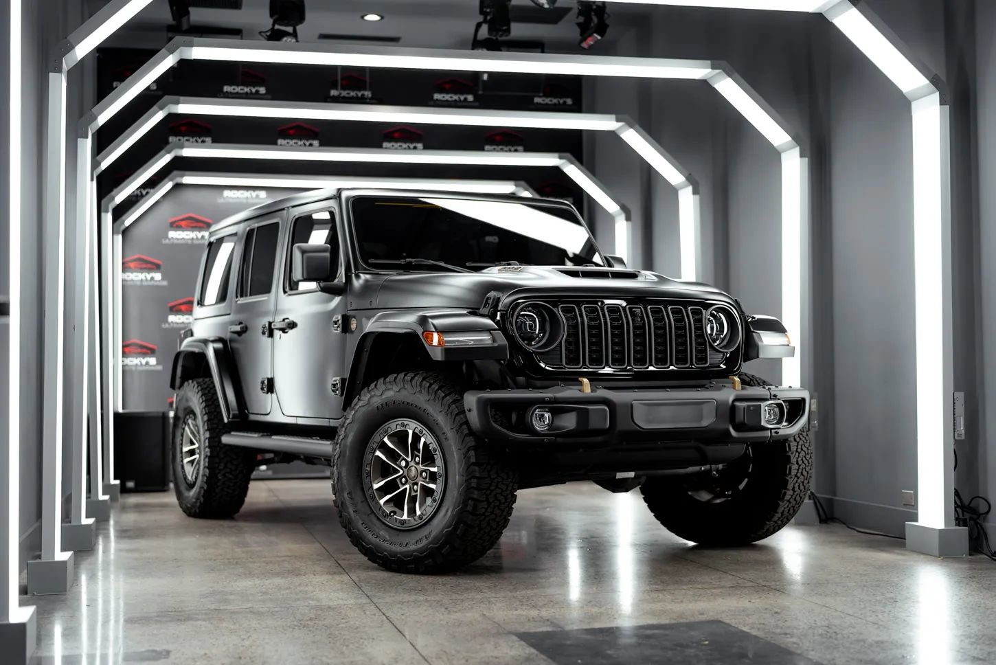 Used 2024 Jeep Wrangler Unlimited Rubicon 392 image 1