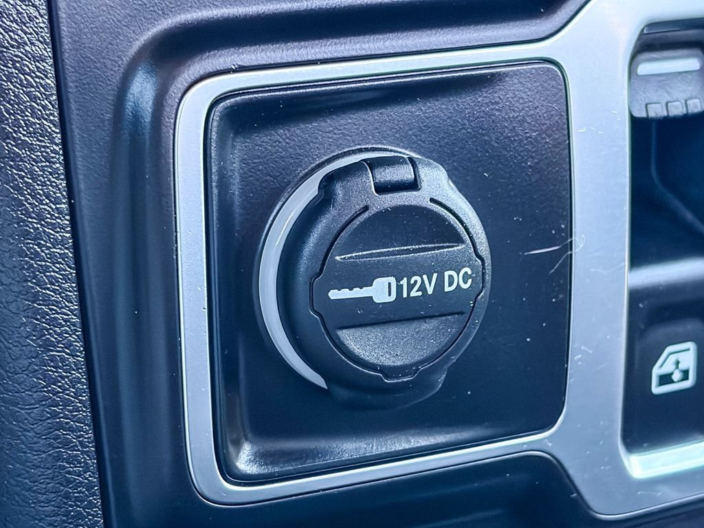 Used 2025 Jeep Wrangler Sport AWD/4WD image 26