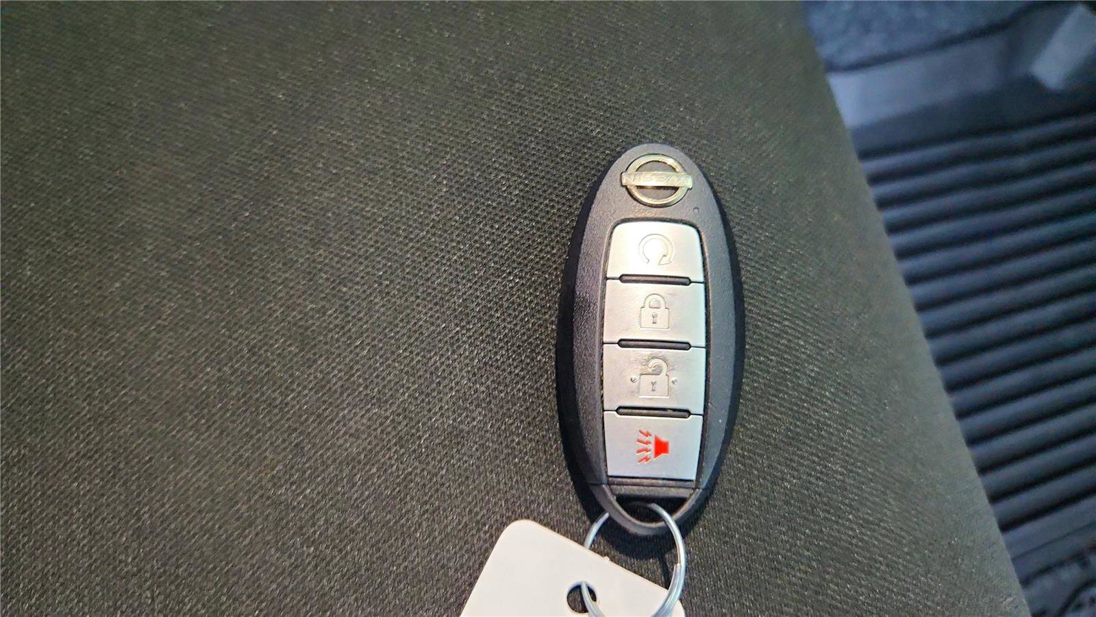 Used 2023 Nissan Frontier PRO-4X w/ Pro Convenience Package image 39