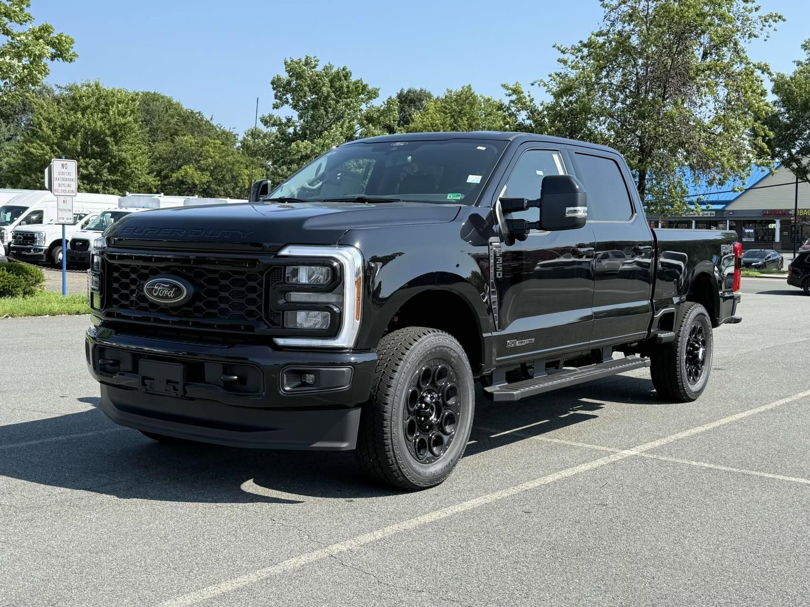 New 2025 Ford F350 Lariat w/ Black Appearance Package image 5