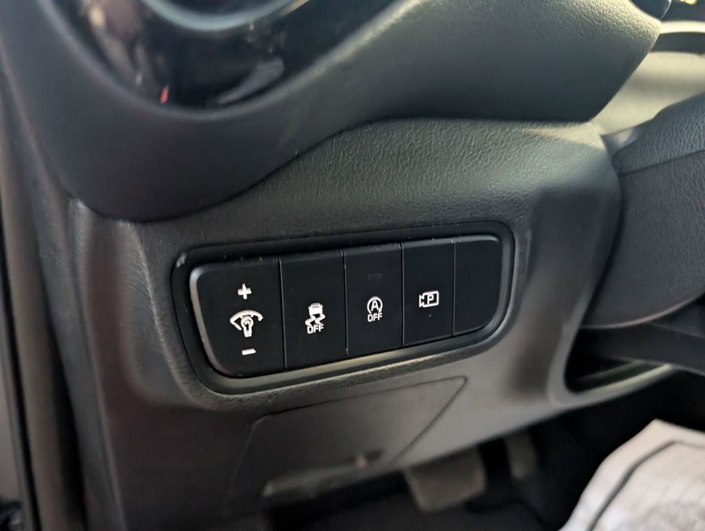 Used 2023 Kia Soul EX image 16