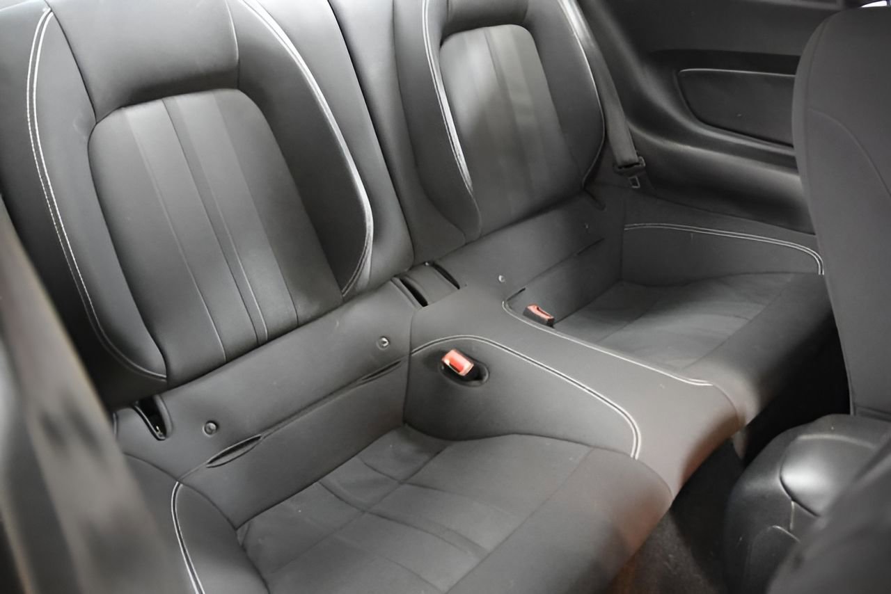 Used 2019 Ford Mustang Coupe w/ Black Accent Package image 32