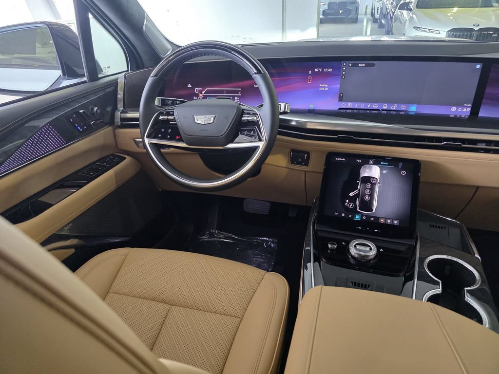 New 2026 Cadillac Escalade IQ Sport 2 w/ LPO, ONYX Package AWD/4WD image 9