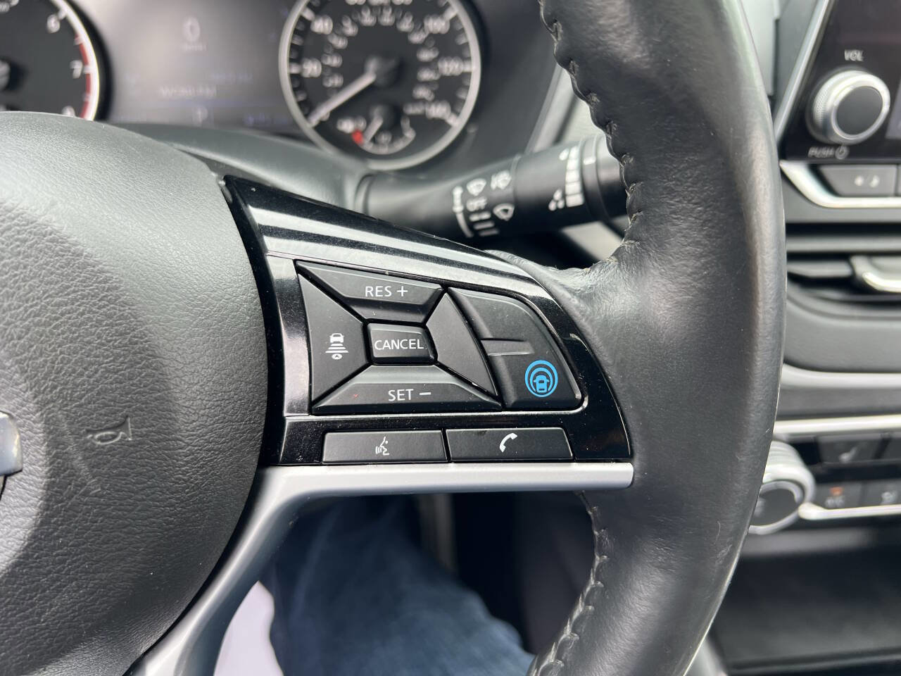 Used 2021 Nissan Altima 2.5 SV w/ SV Premium Package image 20