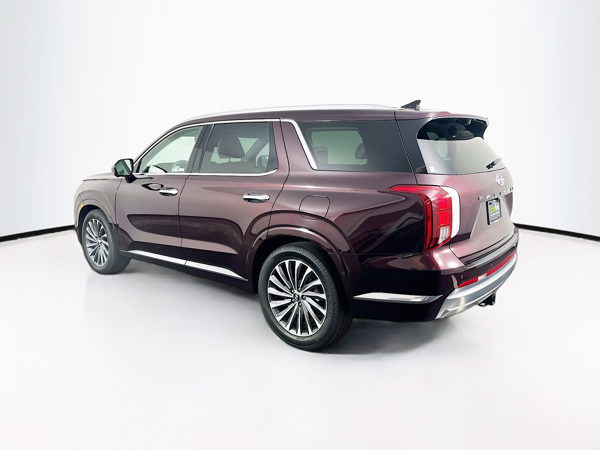 Used 2024 Hyundai Palisade Calligraphy FWD image 5