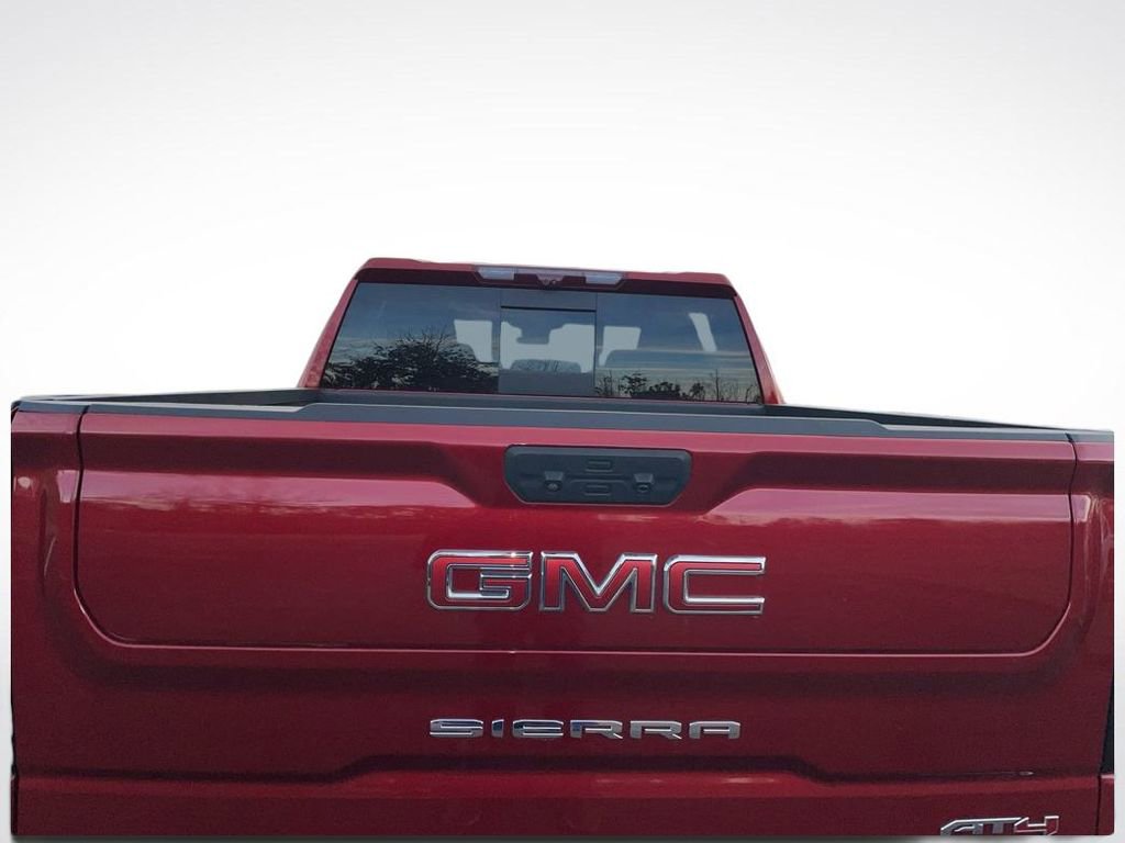 Used 2023 GMC Sierra 1500 AT4 w/ Technology Package image 4