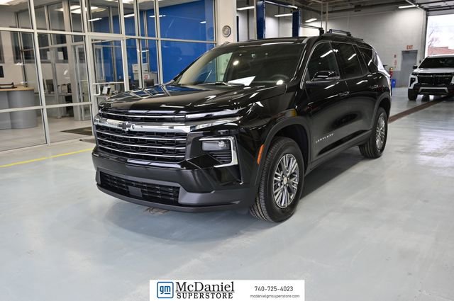 New 2026 Chevrolet Traverse LT image 1