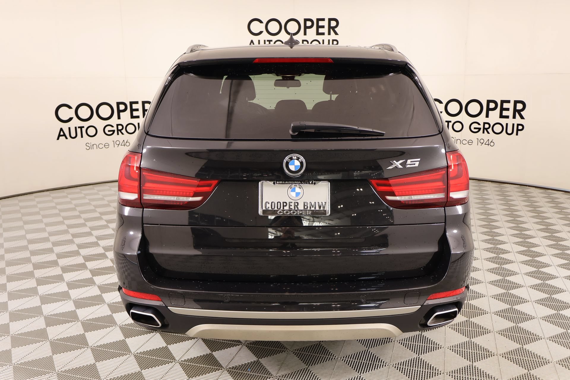 Used 2018 BMW X5 xDrive35i w/ M Sport Package AWD/4WD image 23
