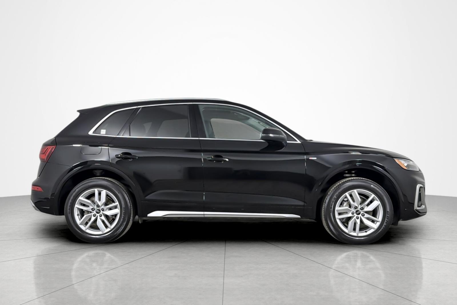 Used 2023 Audi Q5 2.0T Premium w/ Convenience Package AWD/4WD image 6