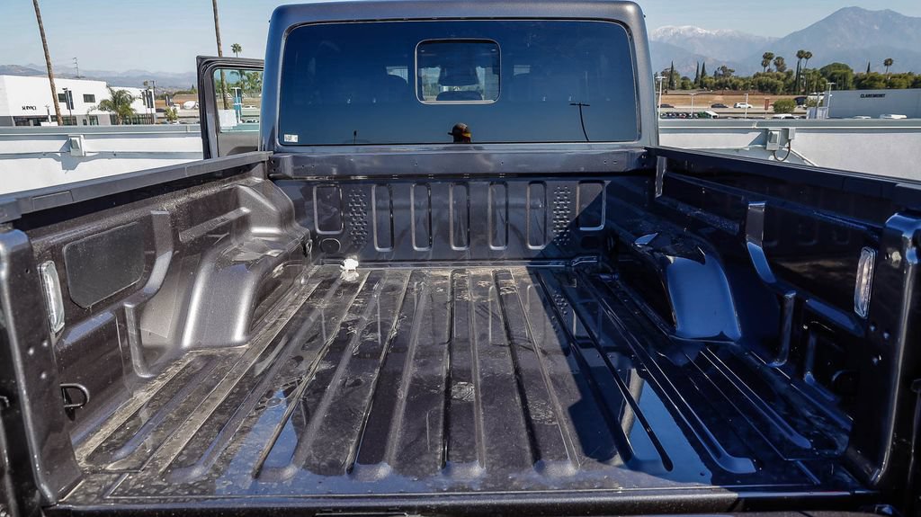 New 2026 Jeep Gladiator Rubicon AWD/4WD image 31