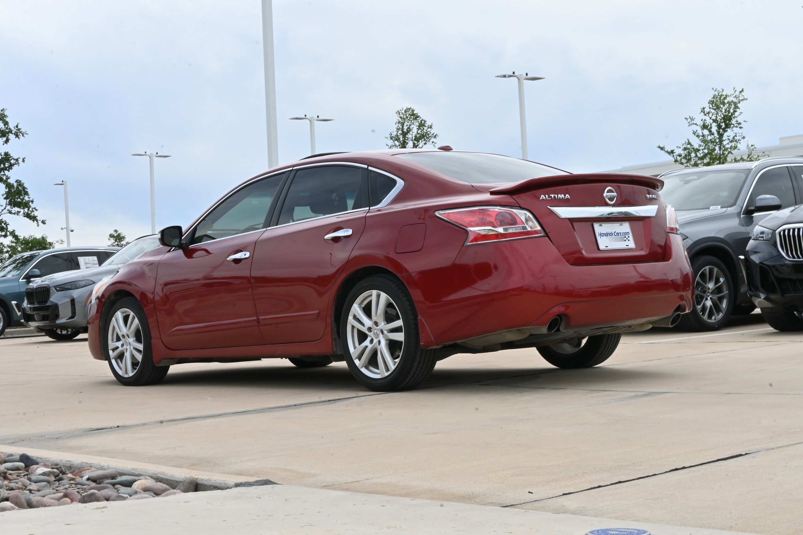 Used 2015 Nissan Altima 3.5 SL FWD image 7