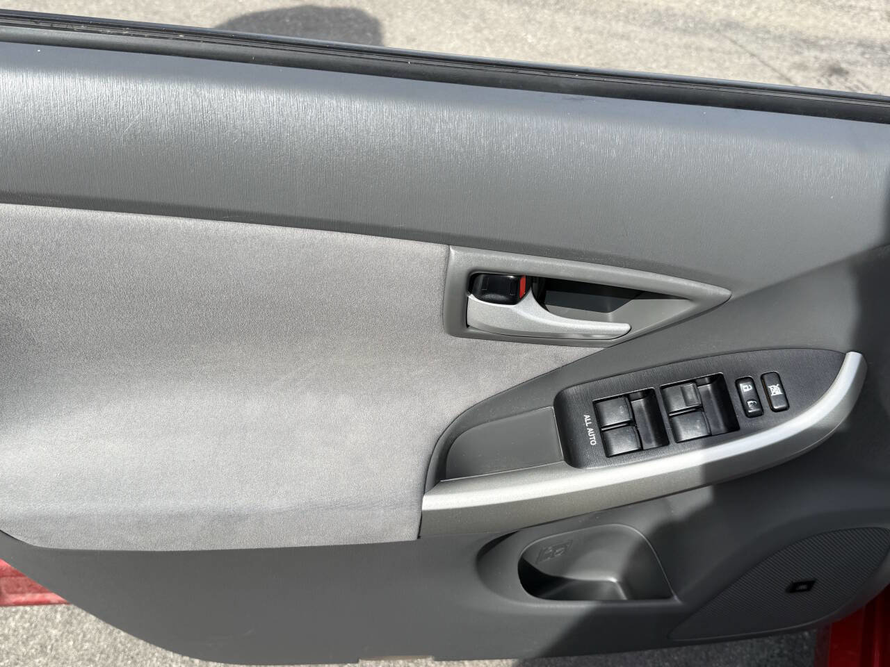 Used 2010 Toyota Prius Five image 7