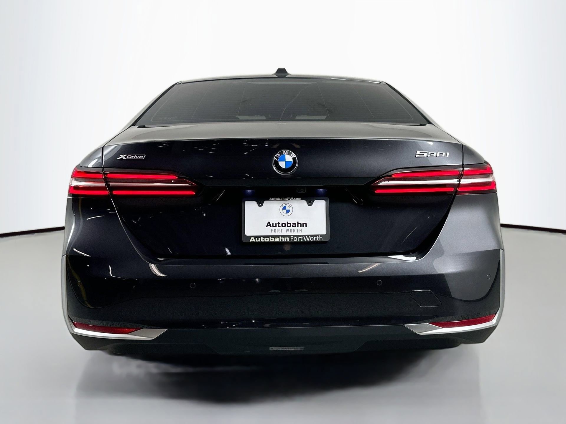 New 2026 BMW 530i xDrive w/ Premium Package image 6
