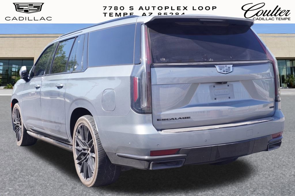Used 2023 Cadillac Escalade ESV Sport w/ LPO, ONYX Package AWD/4WD image 6