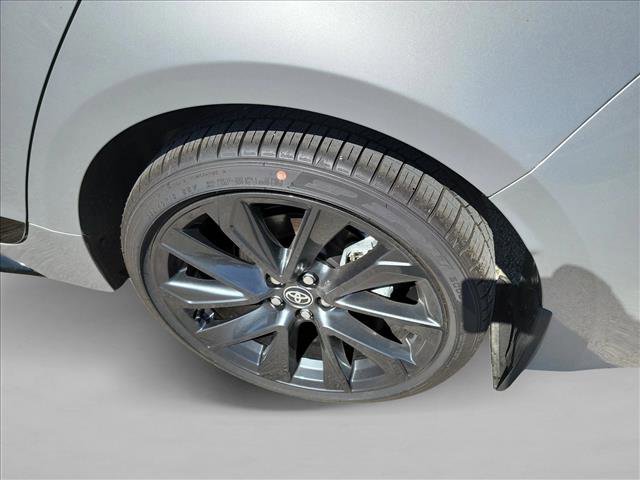 Used 2026 Toyota Corolla SE FWD image 12