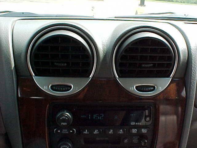 Used 2002 GMC Envoy SLT AWD/4WD image 25