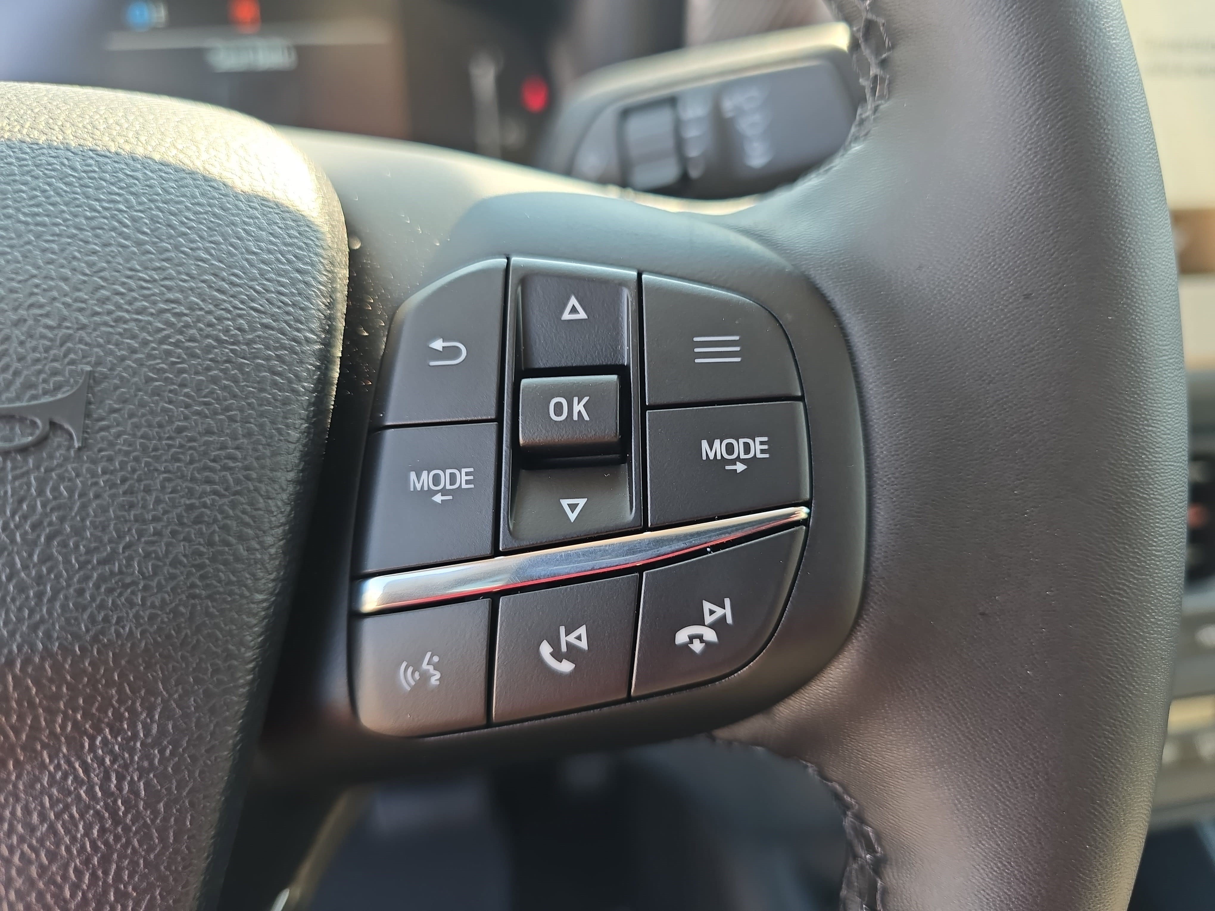 New 2026 Ford Maverick Lariat AWD/4WD image 17
