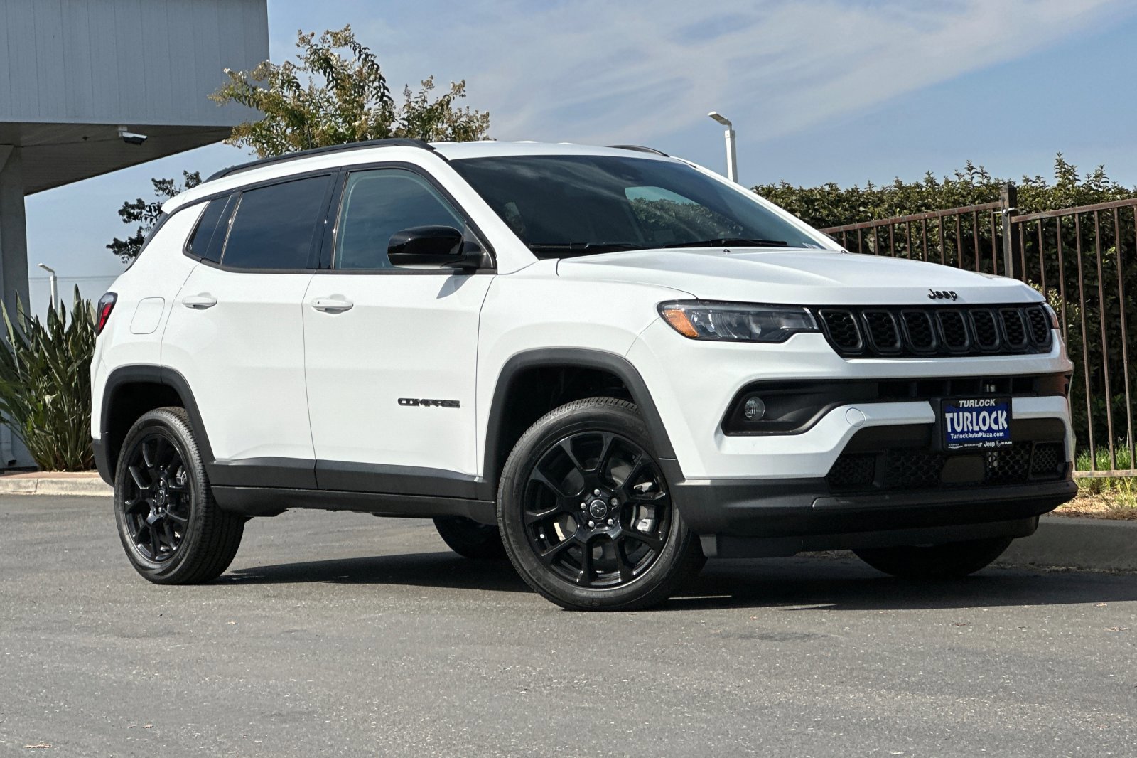 New 2025 Jeep Compass Latitude w/ Altitude Special Edition image 2