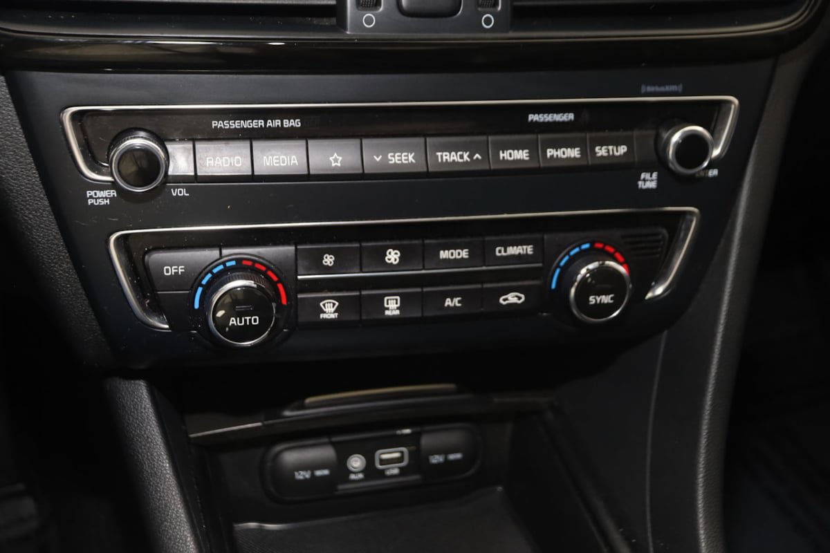 Used 2019 Kia Optima S w/ S Panoramic Sunroof Package FWD image 24