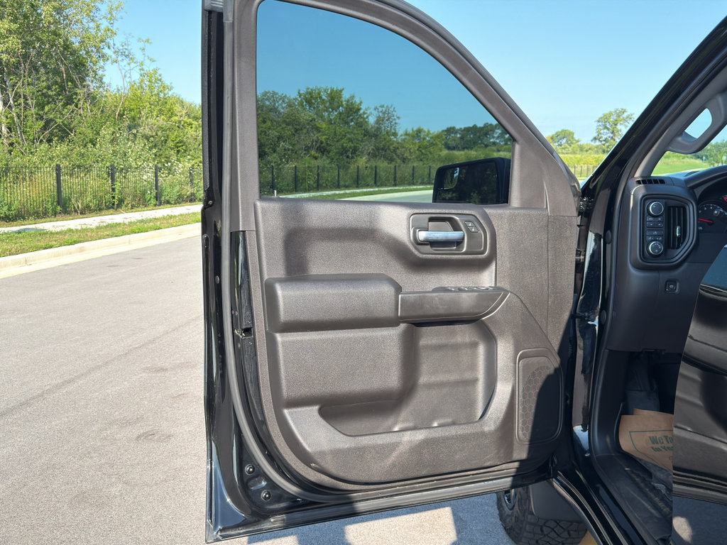 Used 2023 Chevrolet Silverado 1500 Custom Trail Boss AWD/4WD image 10