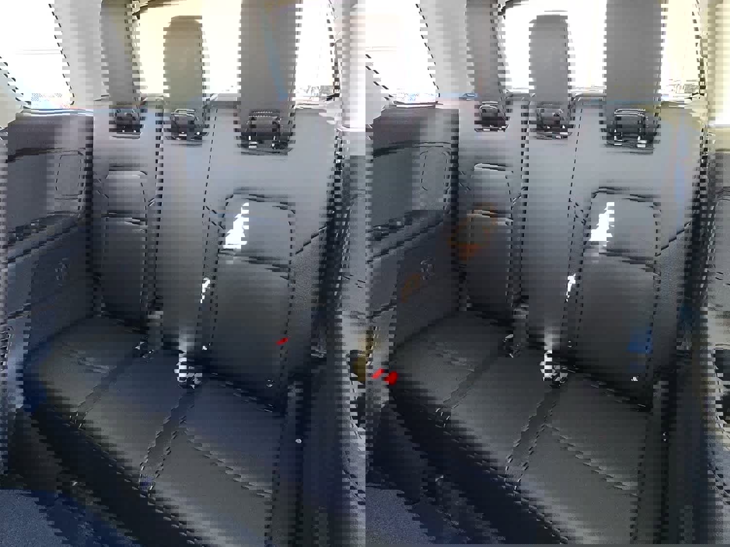 New 2025 Nissan Pathfinder SL w/ Cargo Package image 7