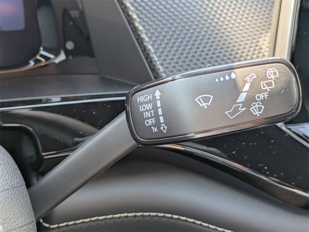 New 2026 Volkswagen Atlas Cross Sport SEL Premium R-Line image 32