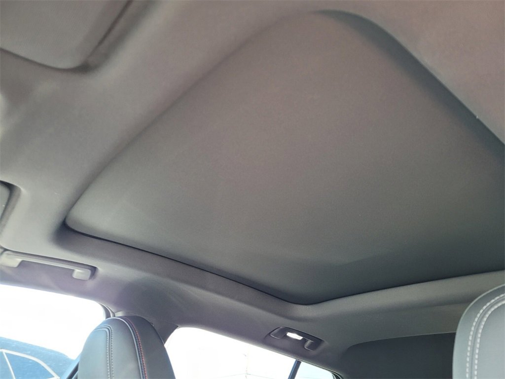 New 2025 Chevrolet Equinox EV RS image 17