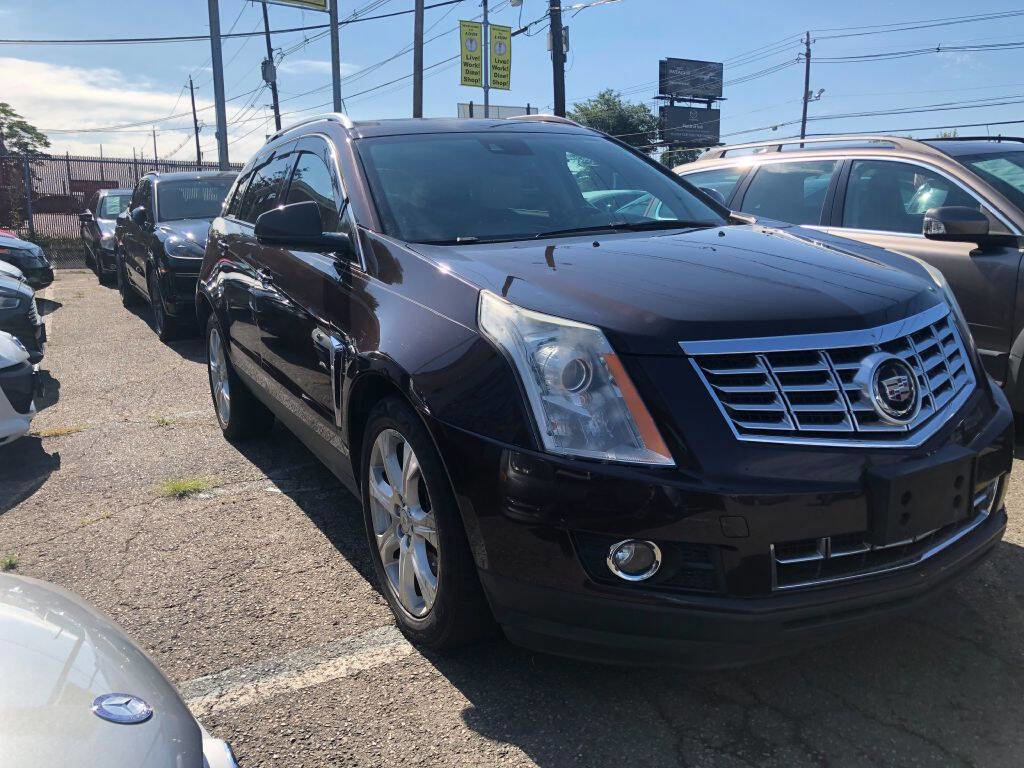 Used 2015 Cadillac SRX Premium w/ Driver Assist Package image 3