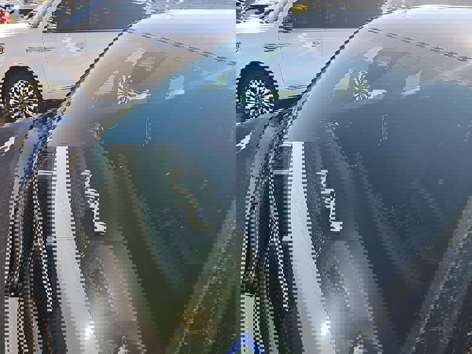 Used 2025 Chevrolet Equinox LT w/ Safety and Technology Package image 13