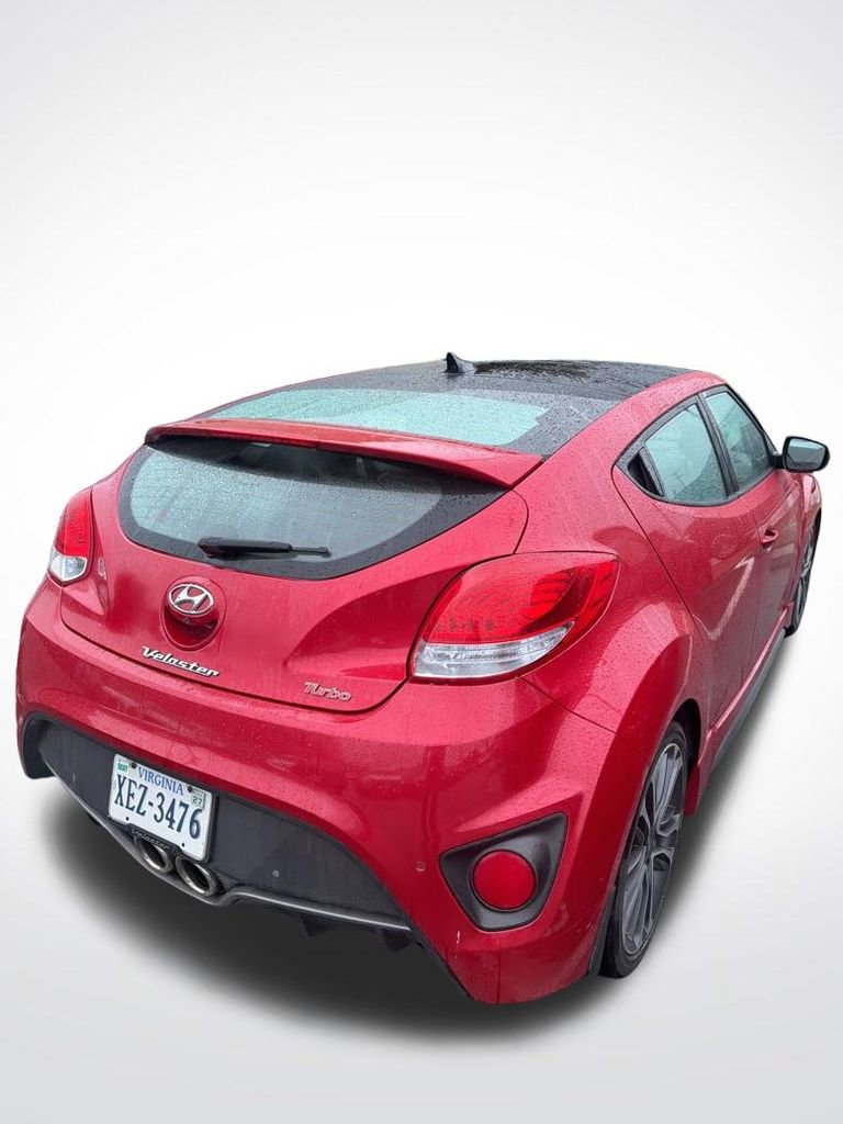 Used 2016 Hyundai Veloster Turbo w/ Option Group 04 FWD image 3