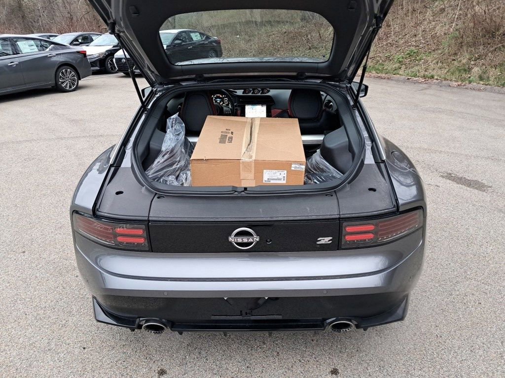 New 2025 Nissan Z Performance w/ Floor Mat Package image 24
