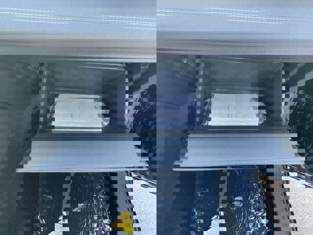 New 2025 Volkswagen Tiguan SE image 51