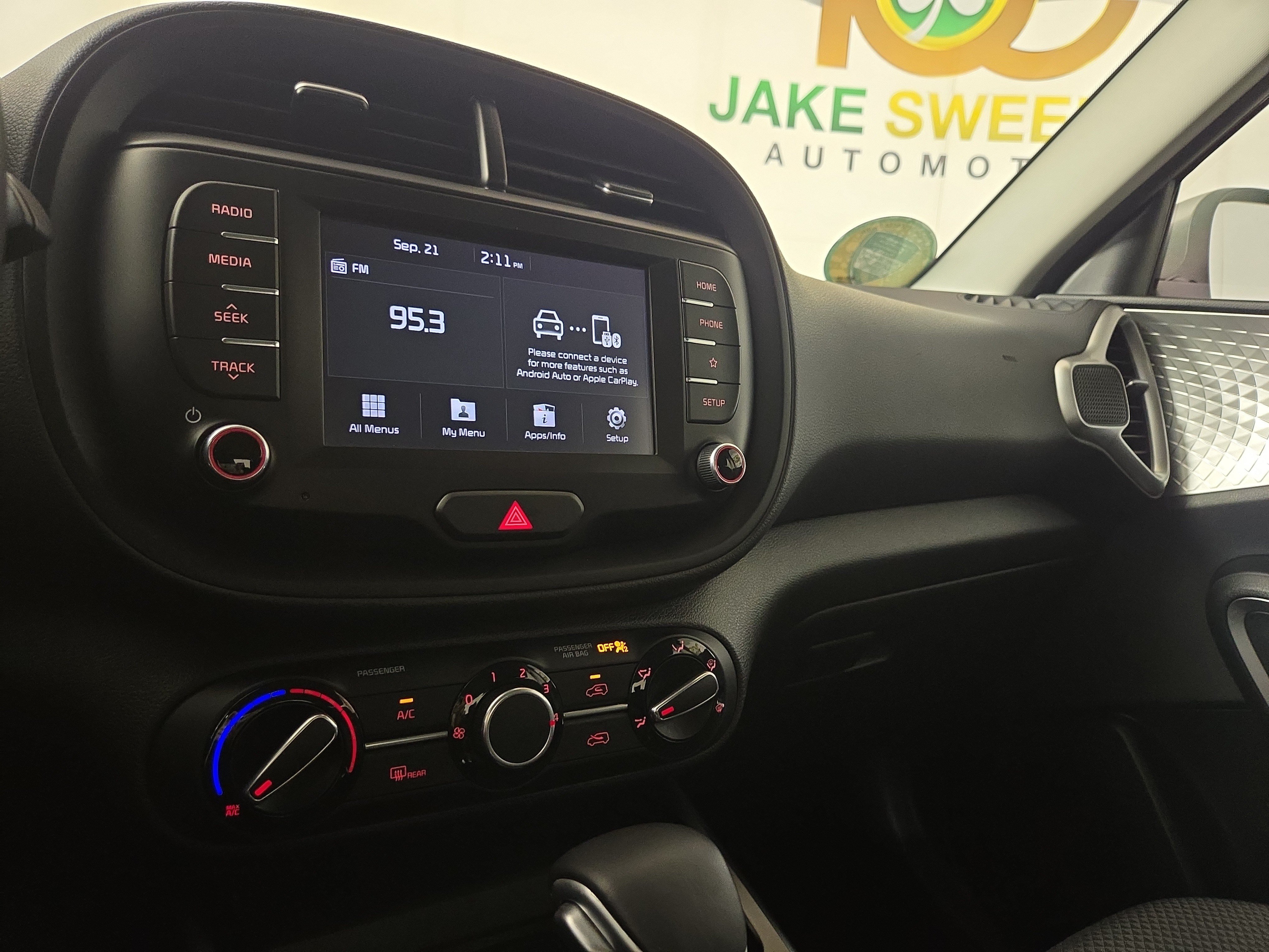 Used 2020 Kia Soul X-Line FWD image 21