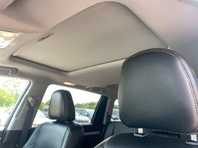 Used 2017 Toyota Highlander XLE w/ Protection Package #3 AWD/4WD image 27