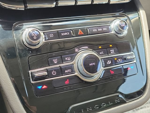 Certified 2022 Lincoln Corsair Reserve FWD image 30