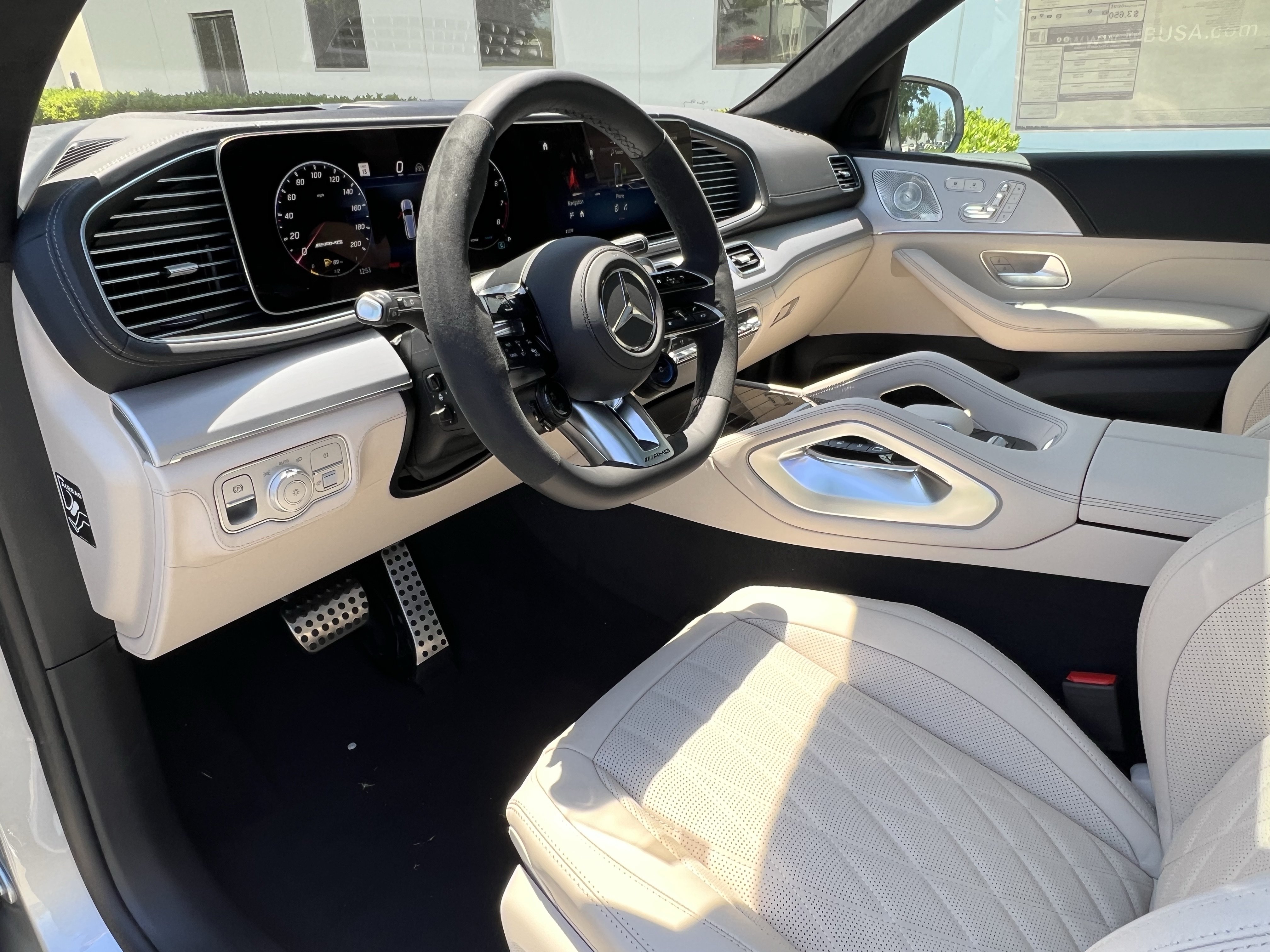New 2026 Mercedes-Benz GLS 63 AMG 4MATIC image 16