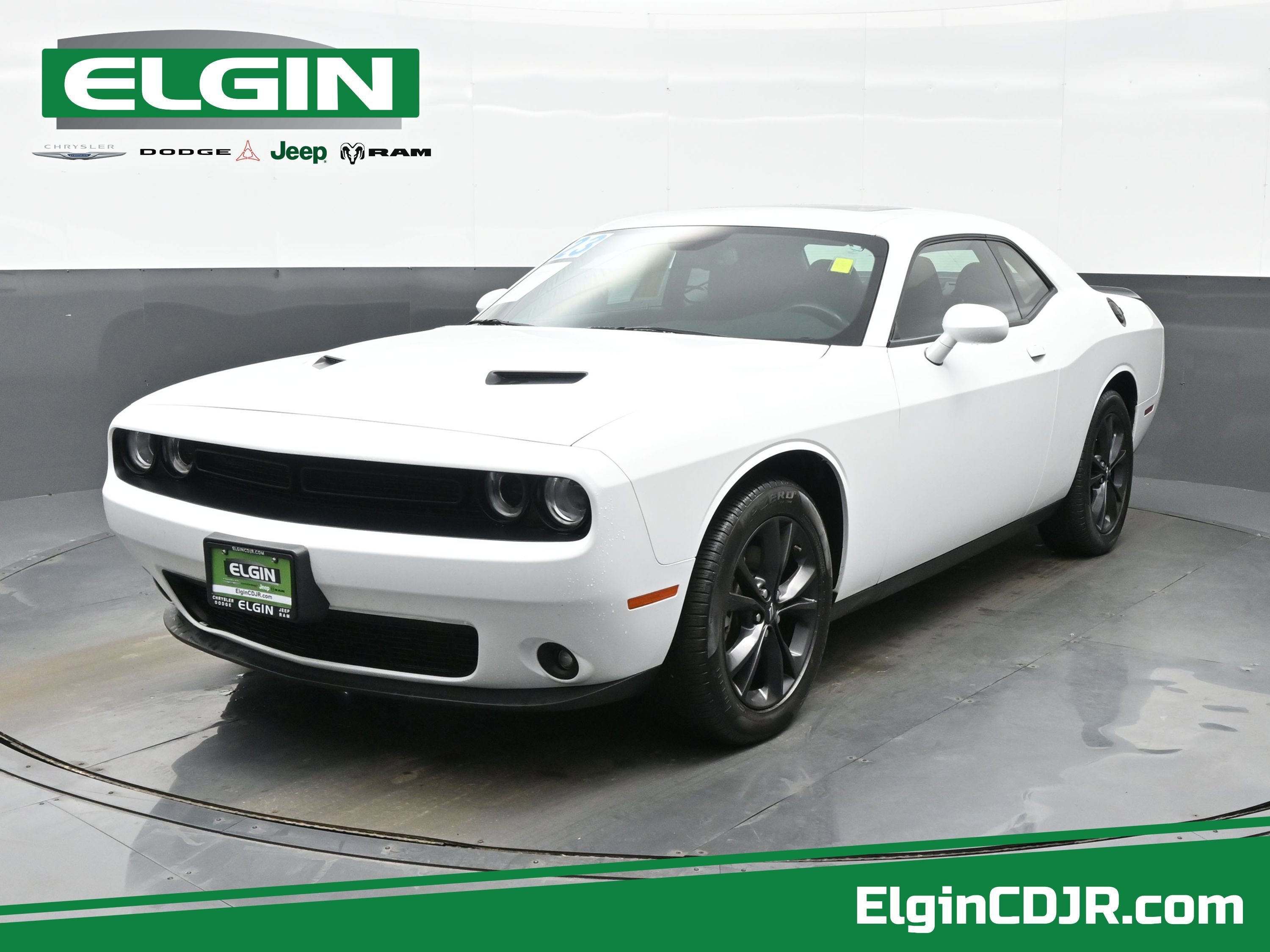 Used 2023 Dodge Challenger SXT w/ Blacktop Package image 1