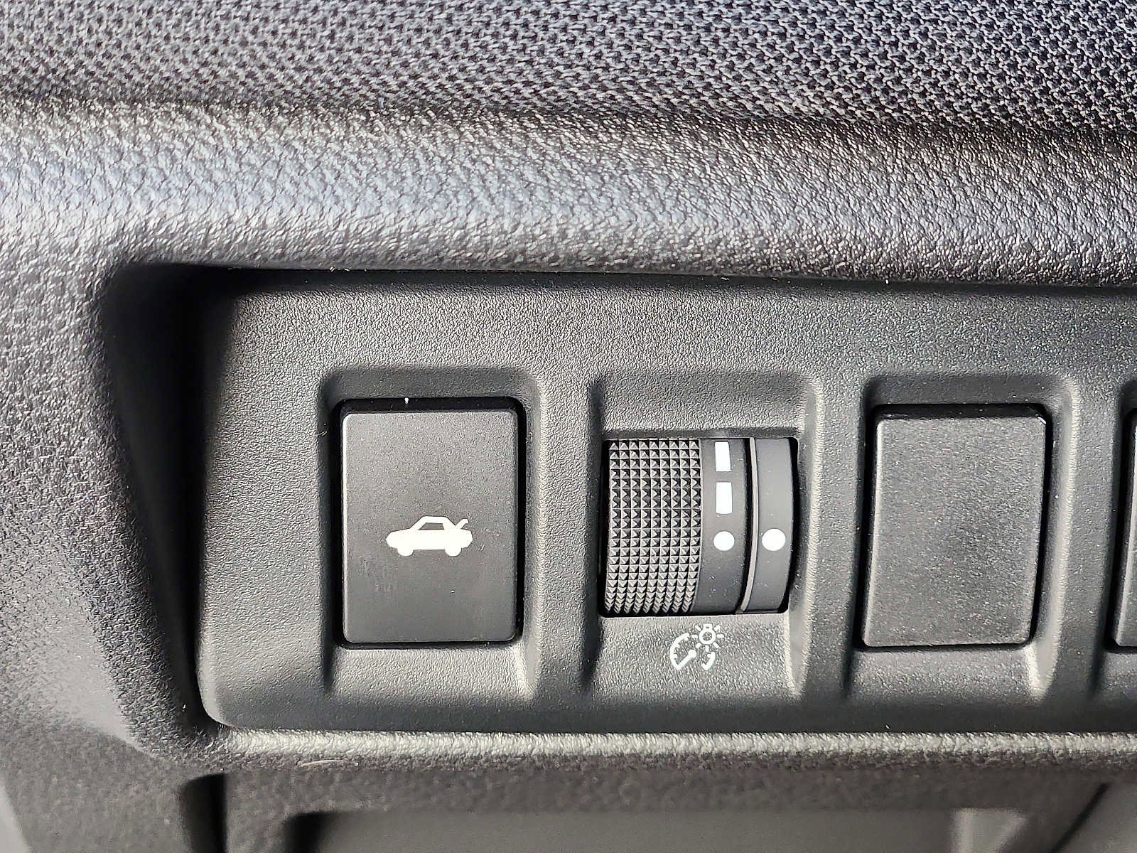 Certified 2025 Subaru Legacy image 24