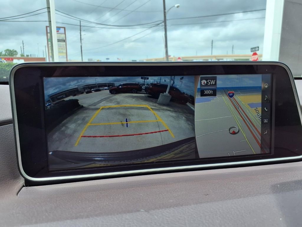 Used 2017 Lexus RX 350 FWD w/ Premium Package image 12