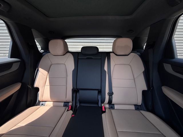 New 2026 Porsche Cayenne AWD/4WD image 25