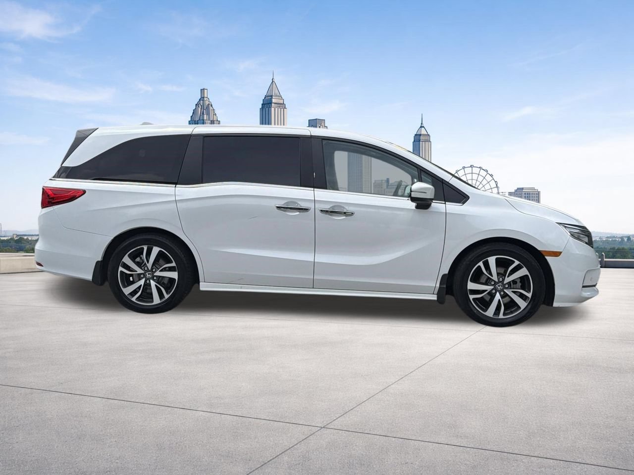 Used 2023 Honda Odyssey Touring image 32