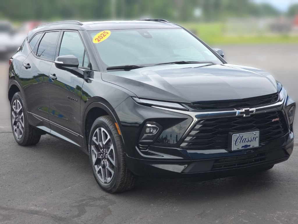 Used 2025 Chevrolet Blazer RS AWD/4WD image 10