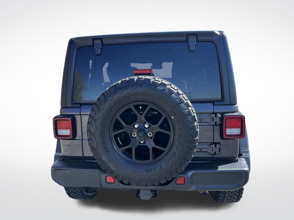 Used 2024 Jeep Wrangler Willys image 5