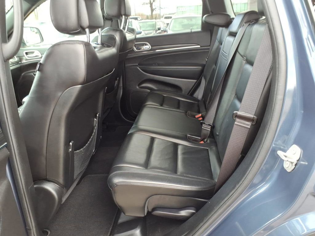Used 2021 Jeep Grand Cherokee Limited image 12