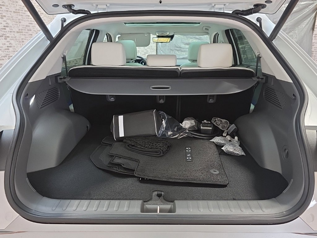 New 2026 Hyundai Ioniq 5 Limited image 12