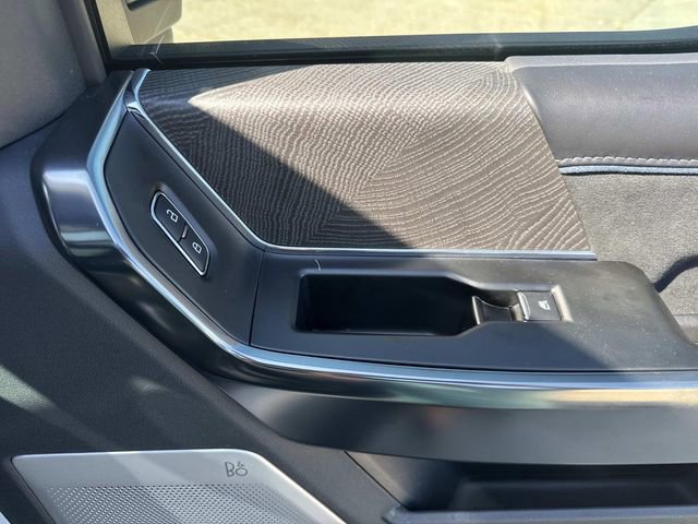 Used 2025 Ford F350 Platinum image 11